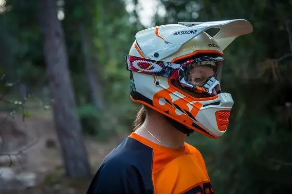 full-face helmet