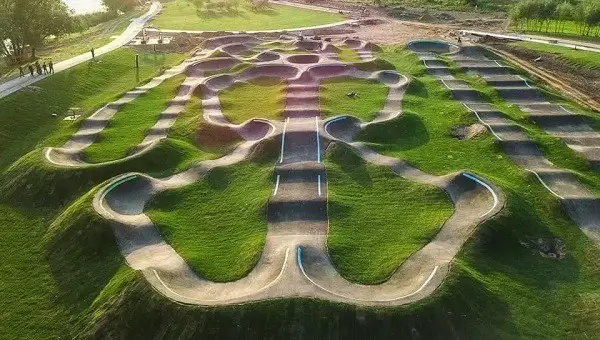 the track for the pumple track